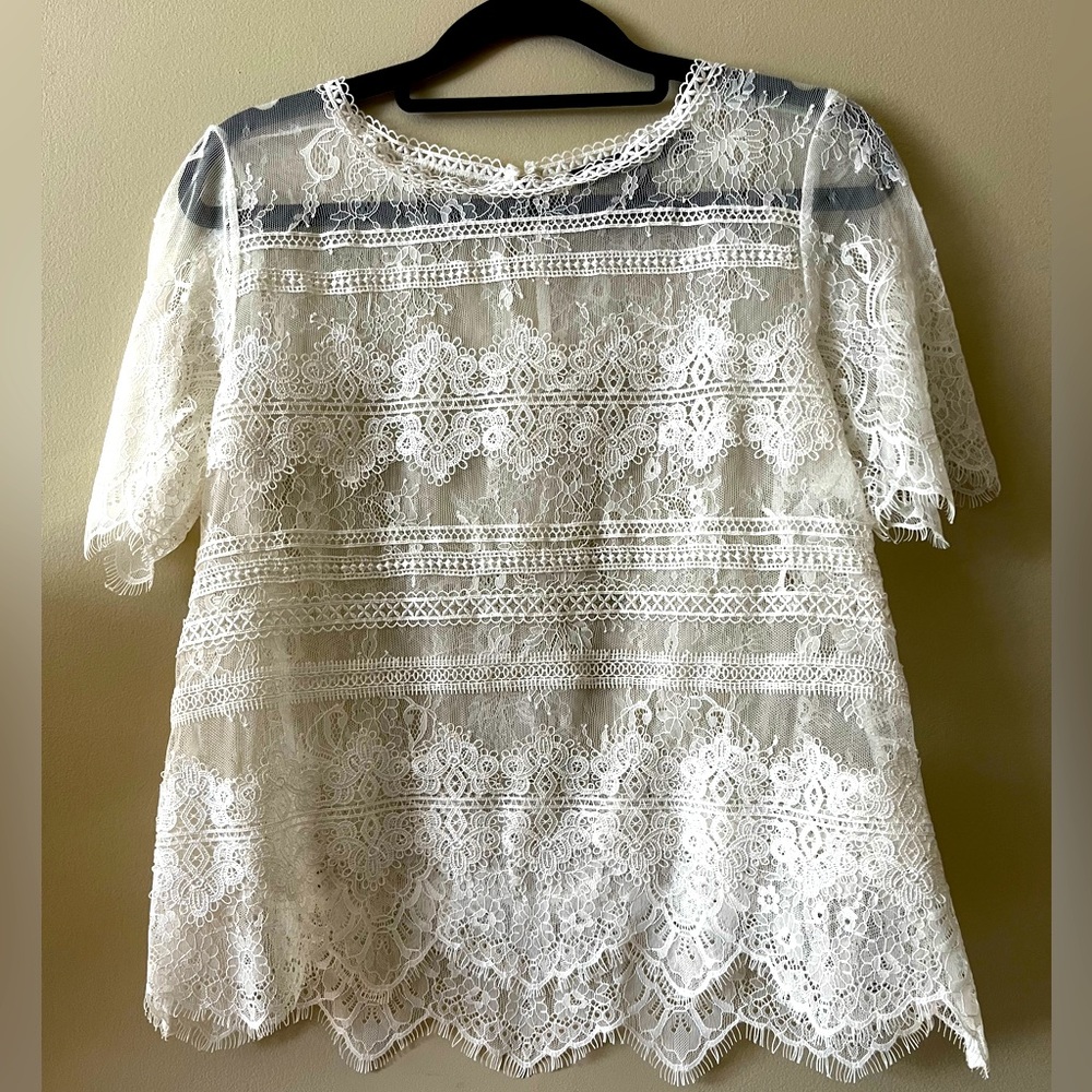 Beautiful WHBM Lace Top * Size PS